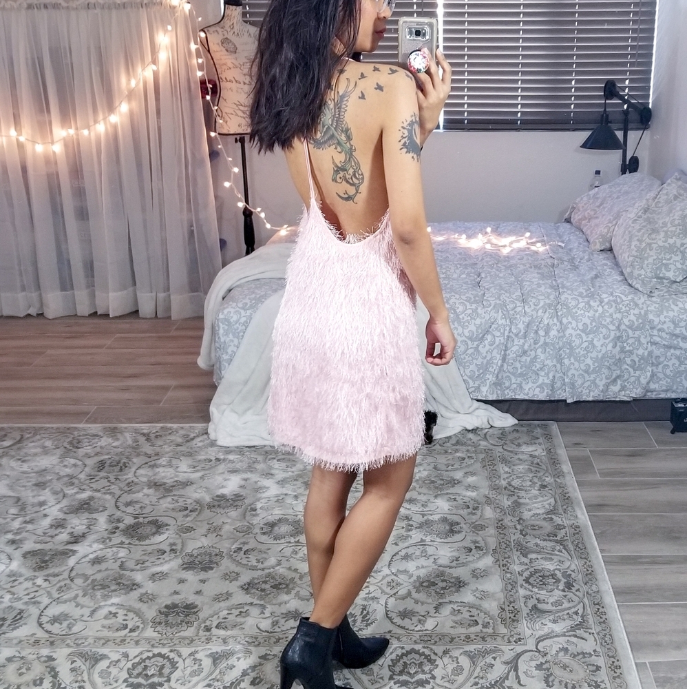 🏷🚨Last 1🚨 Fluffy Mini Dress with Open Back - Picture 2 of 5